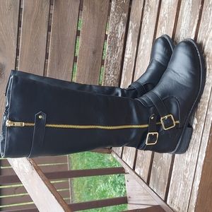 Riding boots